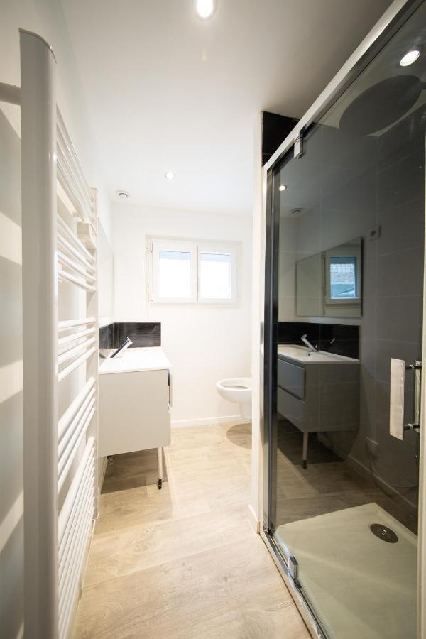 Ng Suitehome - Lille I Roubaix Barbieux I Croix - Balneo - Relax Area - Netflix - Wifi - Kitchenette Extérieur photo